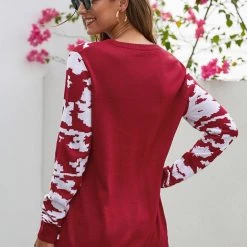 Hurly-Burly Outerwear Santa In The Snow Knitted Ugly Christmas Sweater