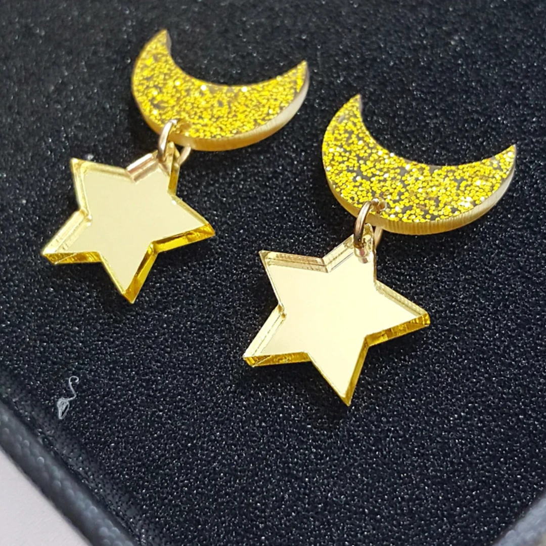 Hurly-Burly Sailor Moon Star Earrings 3 Hurly-Burly Sailor Moon Star Earrings
