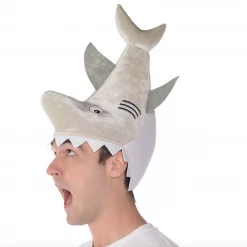 AnneCart Biting Shark Hat