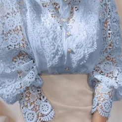 Global Lover (D) Clothing Blue Puff Sleeve Lace Blouse