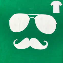 Hurly-Burly (D) Glasses And Mo Green Men's T-Shirt Saint Patrick's Day