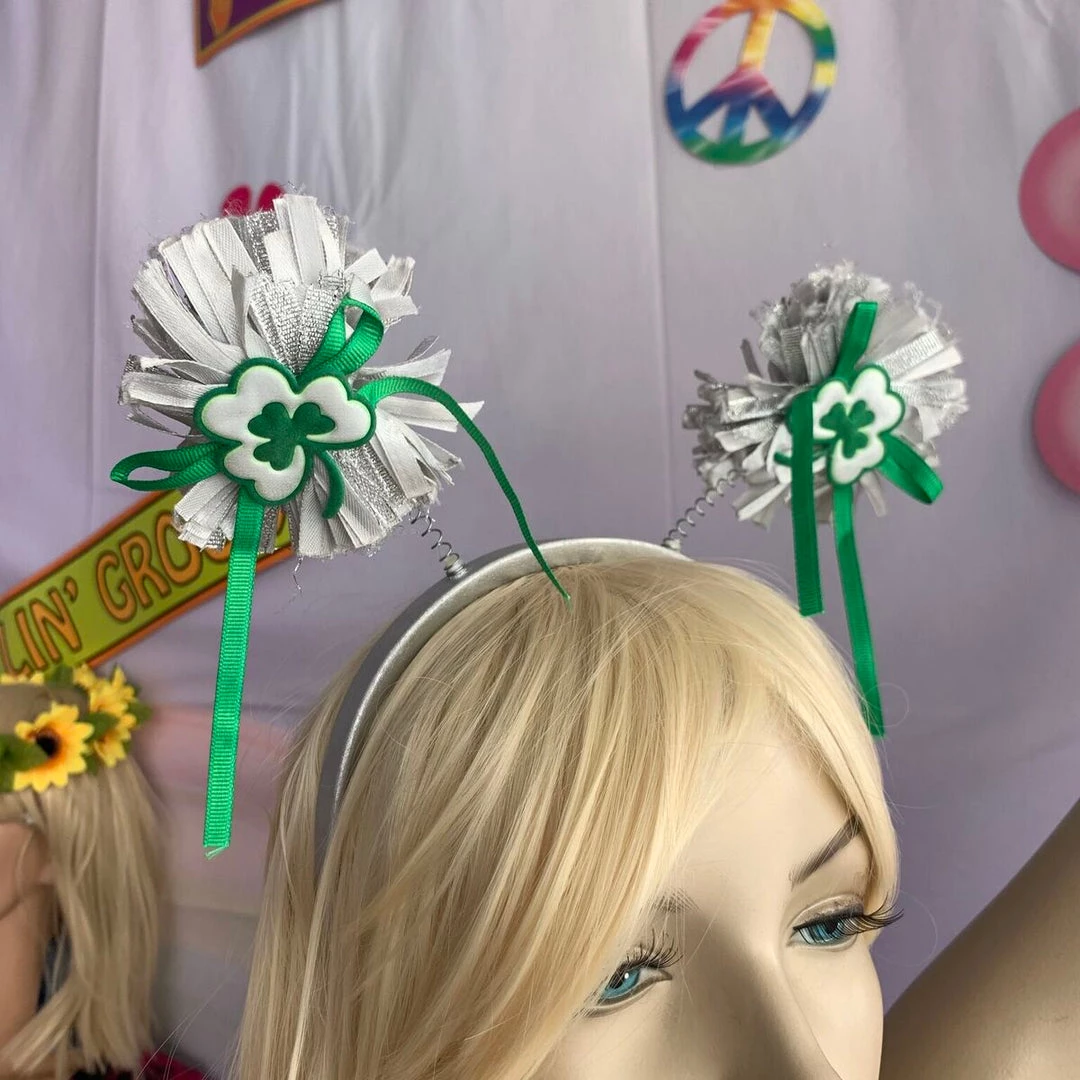 Hurly-Burly Silver And Green Shamrock Head Bopper 3 Hurly-Burly Silver And Green Shamrock Head Bopper