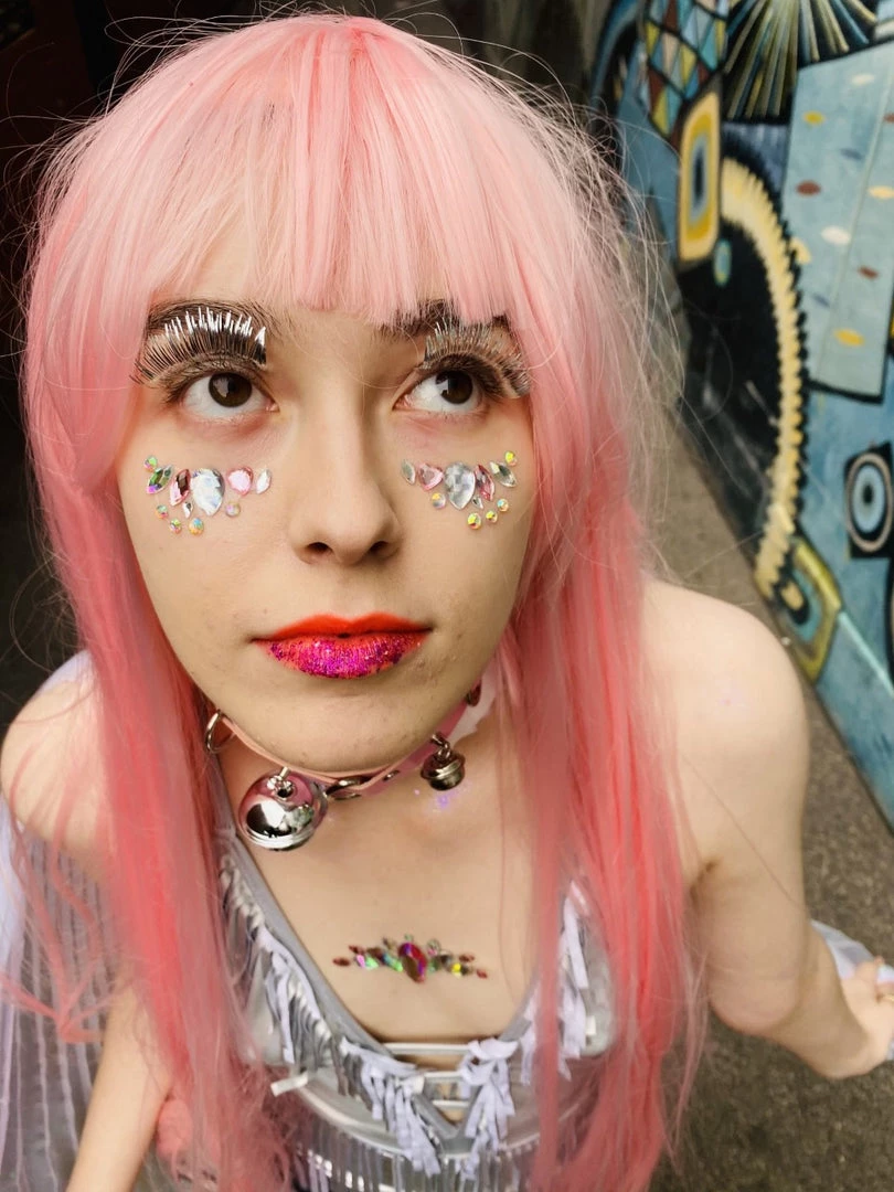 Interalia Bright Metallic Silver Fake Eyelashes 4 Interalia Bright Metallic Silver Fake Eyelashes