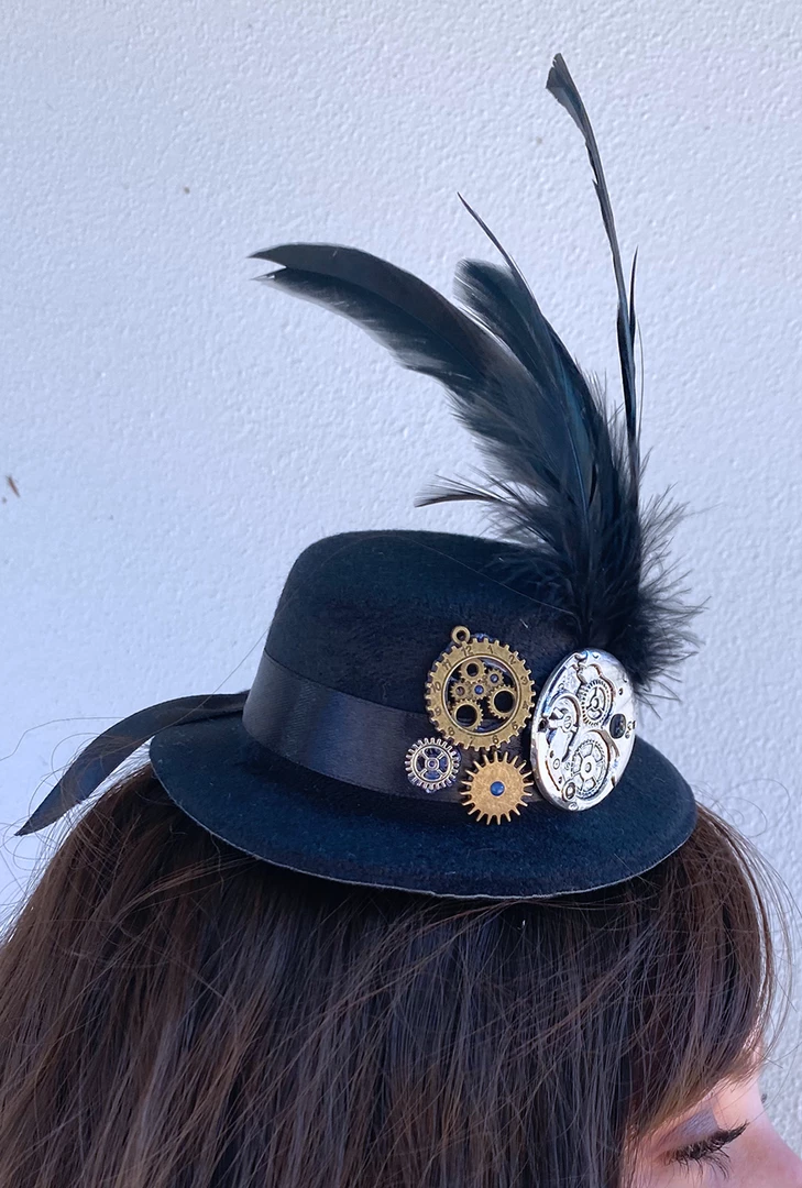 Craft Adults Mini Steampunk Hat With Cogs And Large Feather (EEE) 3 Craft Adults Mini Steampunk Hat With Cogs And Large Feather (EEE)