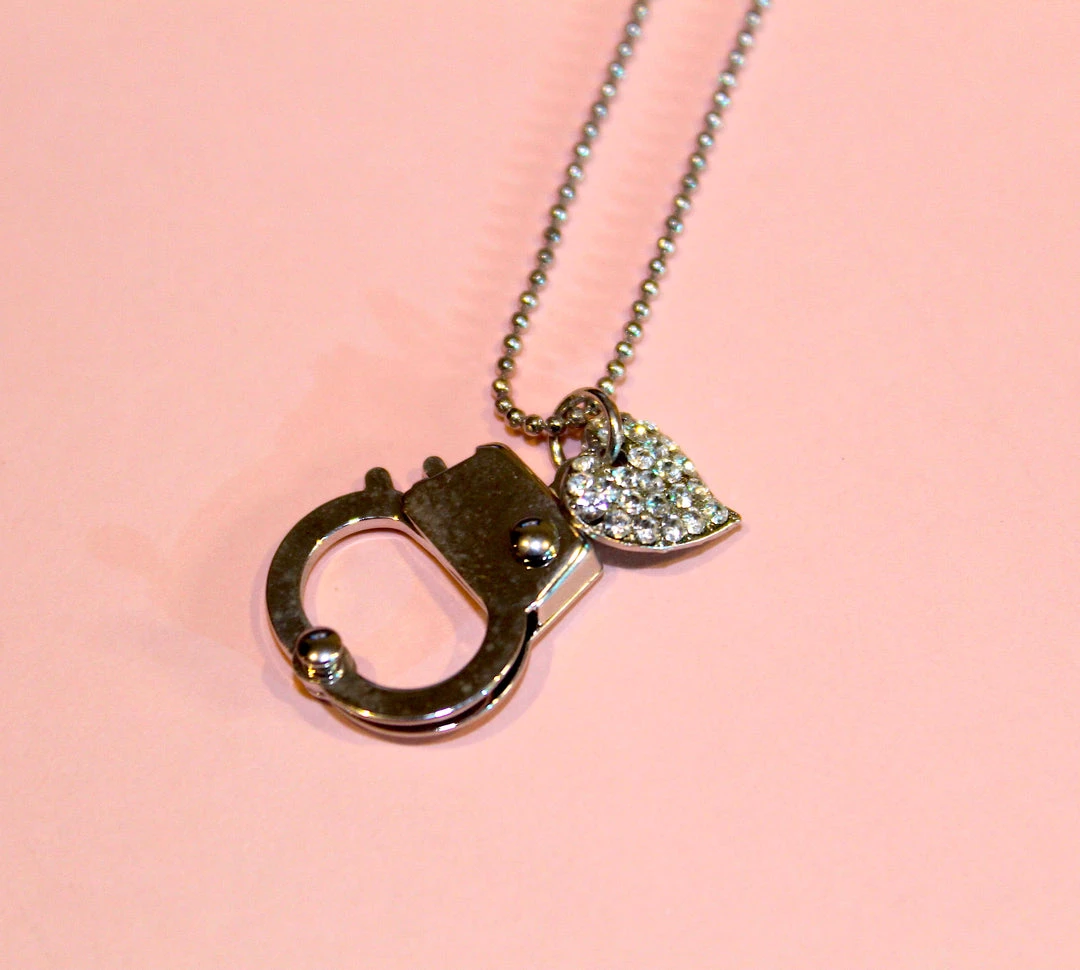 Hurly-Burly Silver Handcuff Necklace 4 Hurly-Burly Silver Handcuff Necklace